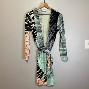 Diane von Furstenberg REVOLVE Valencia Rockscape Silk Wrap Dress Size 6